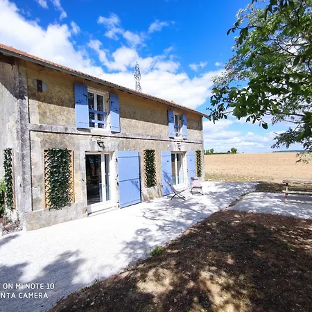 De Montrancon Holiday home *